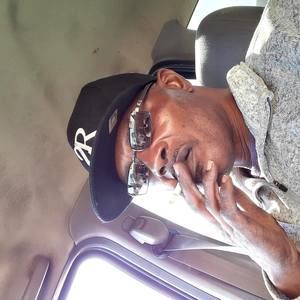 Meet your Posher, Bee